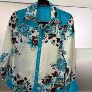 Zara Blue and White Casual Button Down Shirt